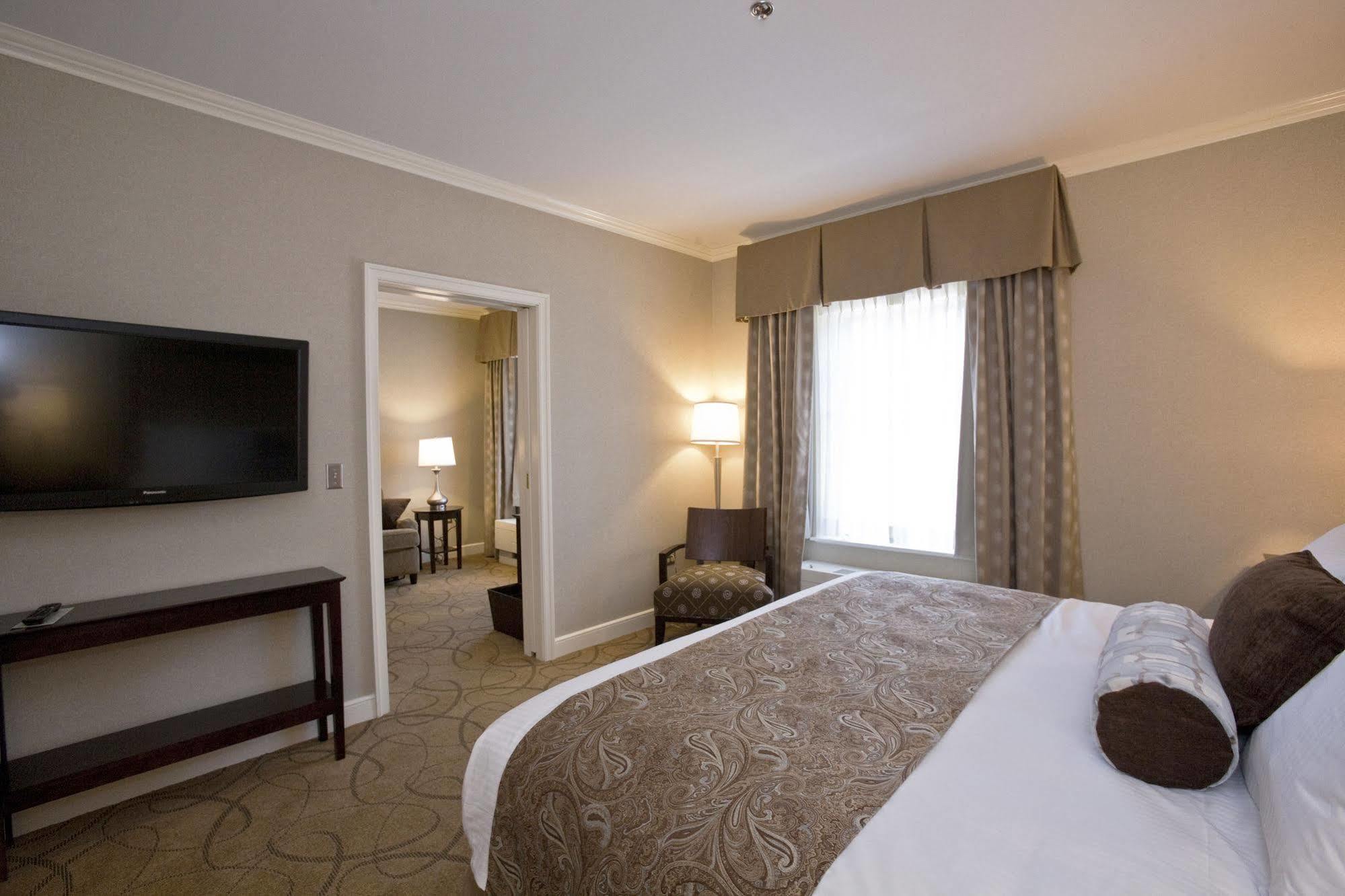 The Marcum Hotel & Conference Center Oxford Eksteriør billede